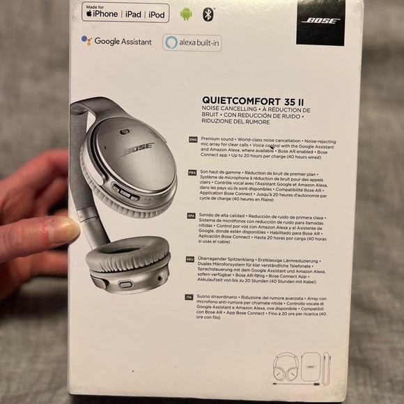 Bose QuietComfort 35 Series II QC35 Wireless Noise Cancelling Headphones Silver - Picture 13 of 16